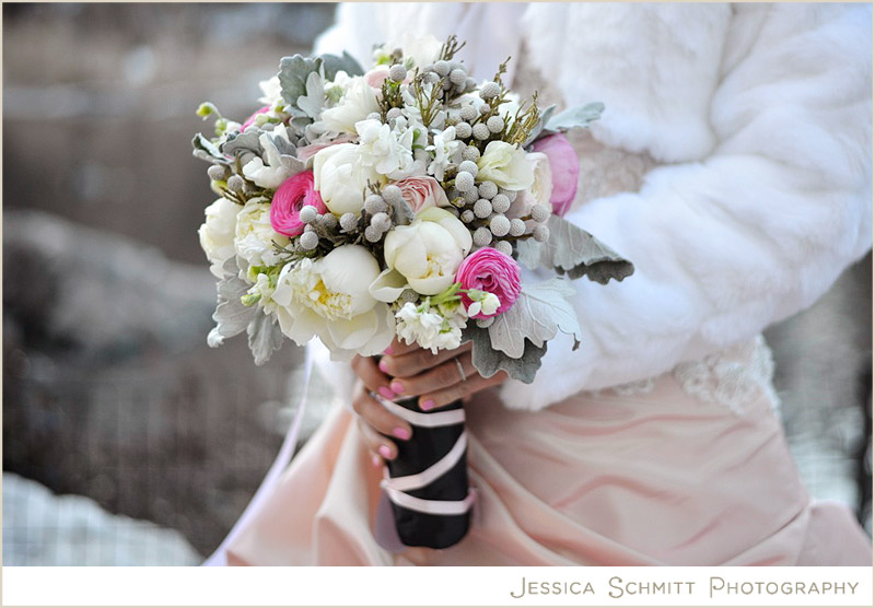 winter wedding bouquet
