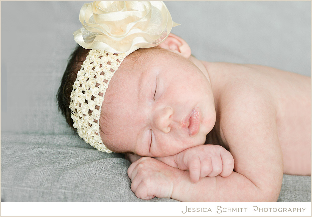 newborn baby photography pose with headband