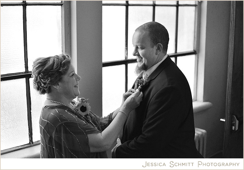 Groom with mom boutonniere 