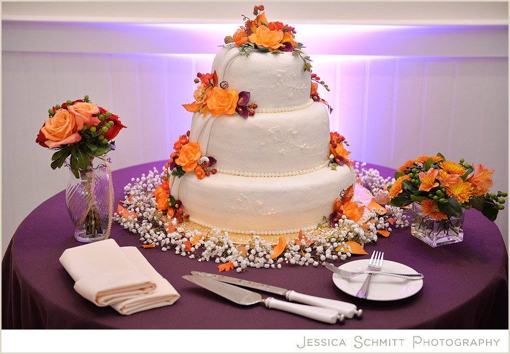 Autumnal wedding cake orange purple