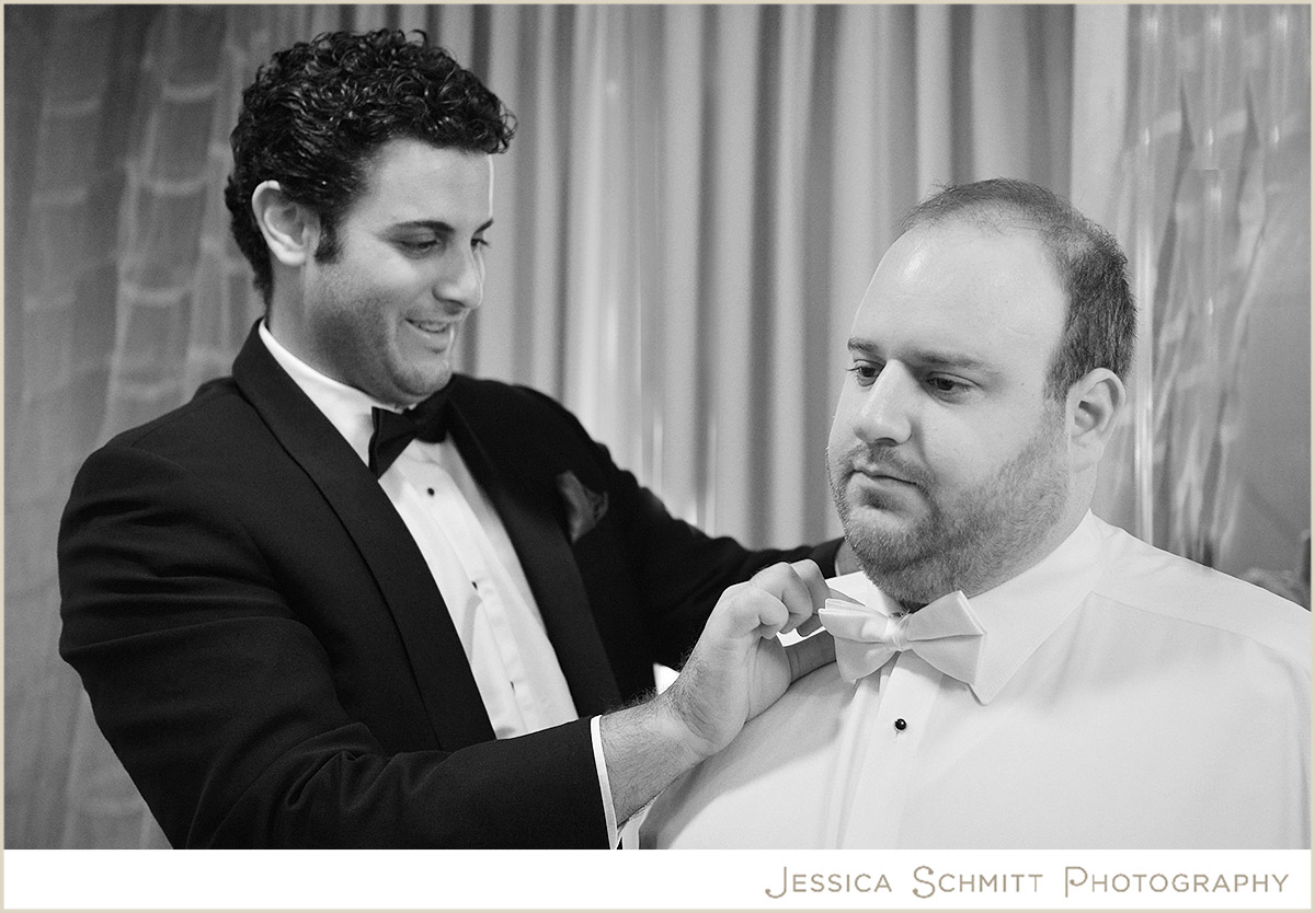 groom getting ready bowite