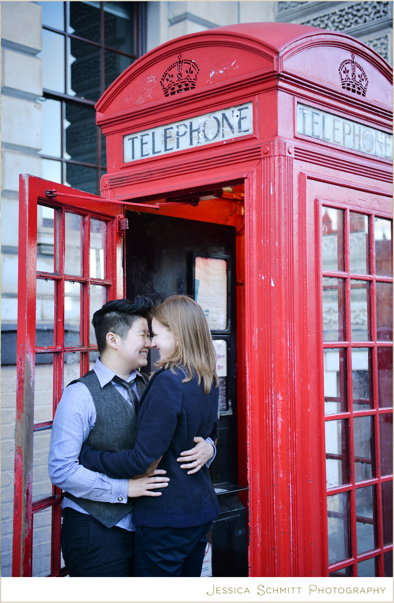 london engagement red photo booth