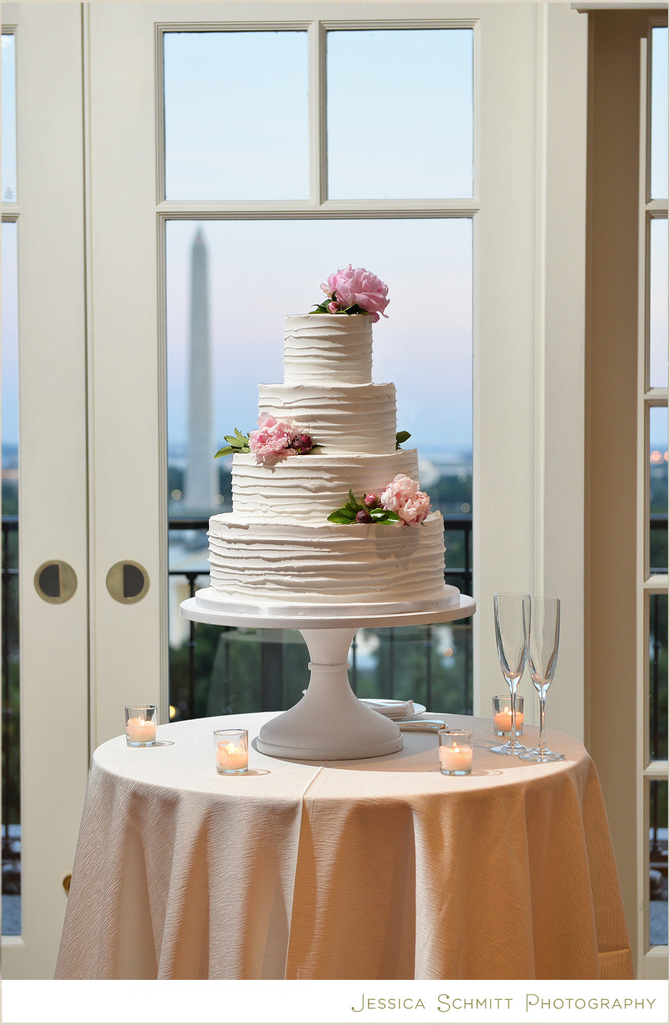 wedding-cake-peonies