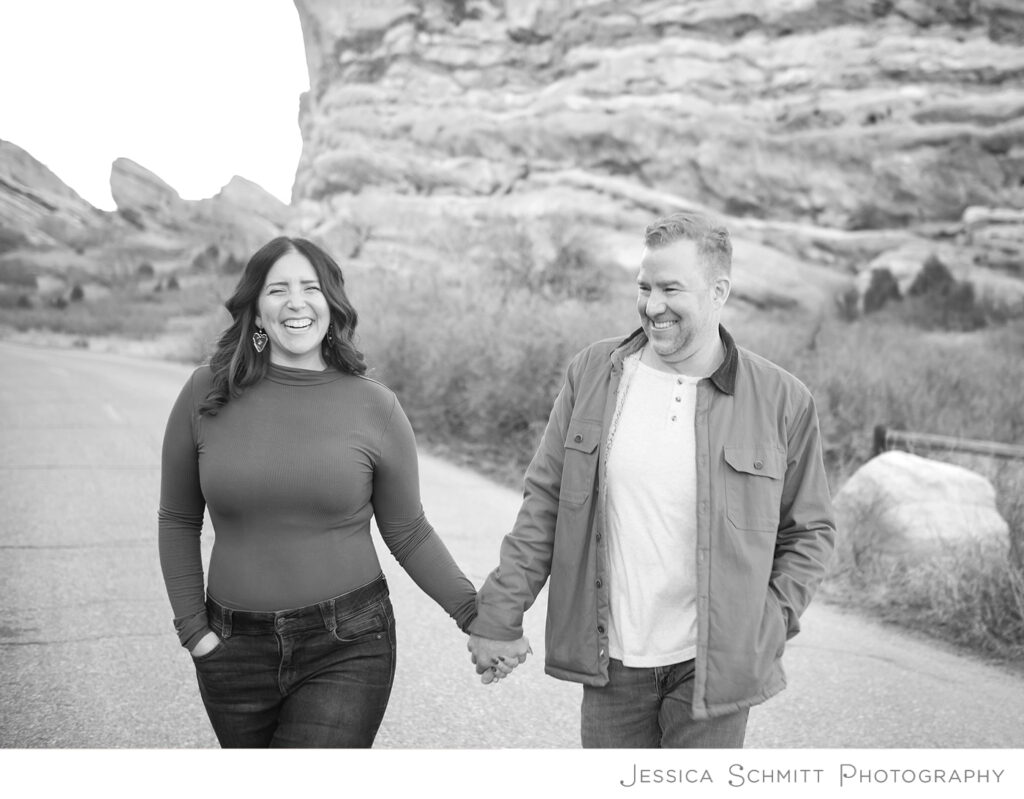 red rocks engagement, black and white, holding hands